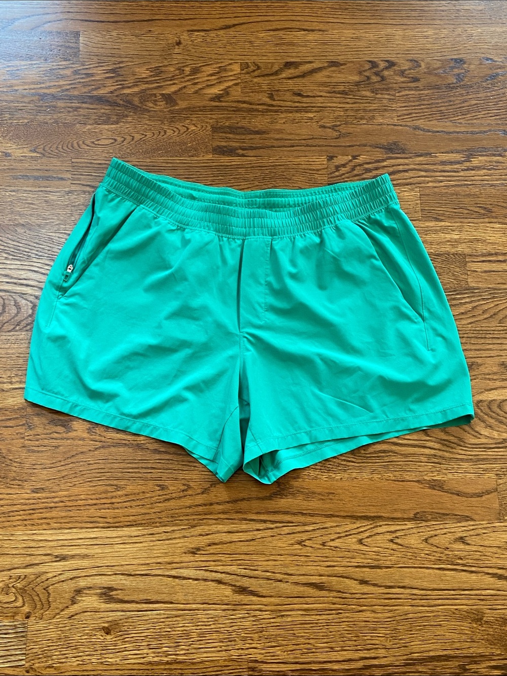 lululemon athletica Men's Green Pace Breaker Shorts XXL Workout Gym Athleisure